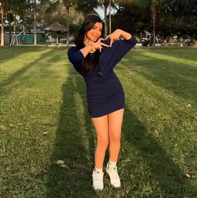 Cielo Fernández, joven cantante de Corazón Serrano