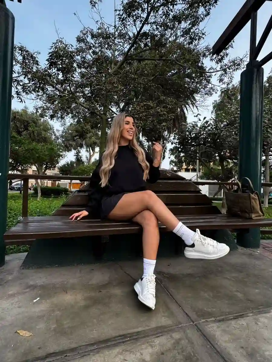 Foto de Yahaira Plasencia, cantante de salsa peruana, ganadora del Premio CapeMúsica 2026 como Mejor Autora de Salsa