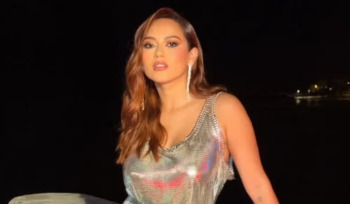 Foto de Amy Gutiérrez, cantora peruana de salsa e vencedora do La Voz Kids Perú